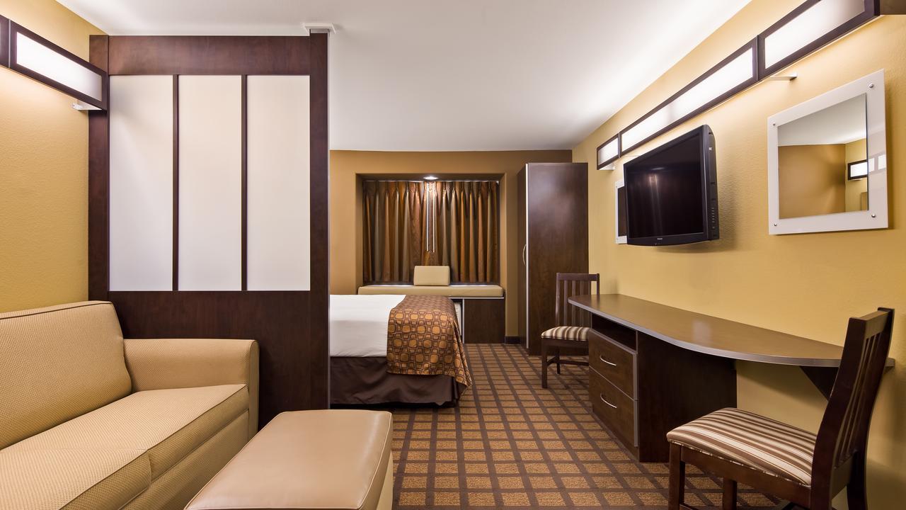 Microtel Inn & Suites By Wyndham Round Rock Buitenkant foto
